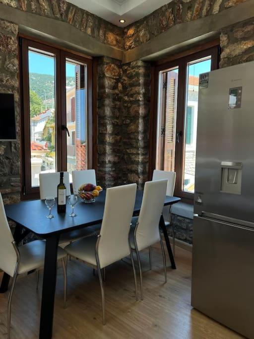 Villa Madame Parisienne Nafpaktos Esterno foto
