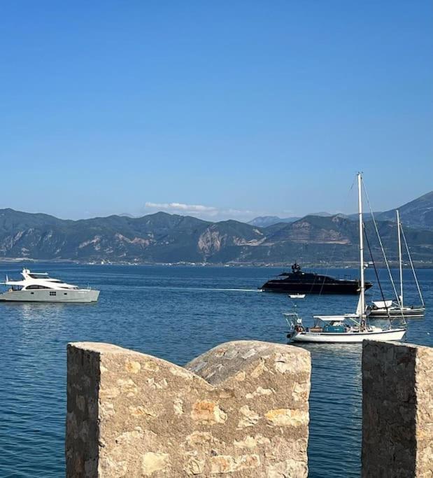 Villa Madame Parisienne Nafpaktos Esterno foto